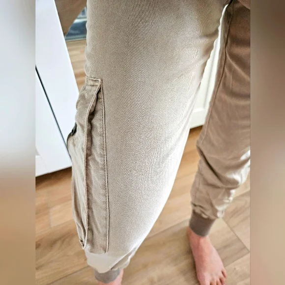 Cargo pants - Picture 3 of 5